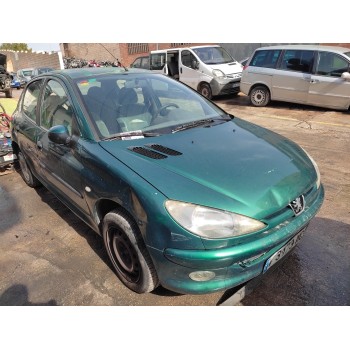 peugeot 206 berlina del año 2000