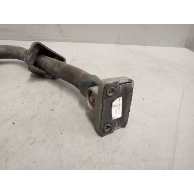 Recambio de brazo retrovisor izquierdo para nissan atleon 110 referencia OEM IAM - Blanco 3