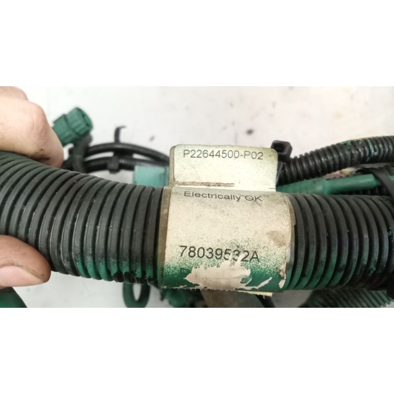 Recambio de instalacion electrica para volvo fm 460 12.8 diesel referencia OEM IAM 22644500 - Blanco 3