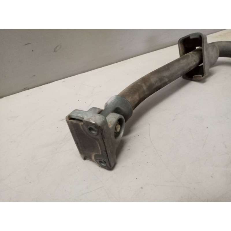 Recambio de brazo retrovisor derecho para nissan atleon 110 referencia OEM IAM - Blanco 3