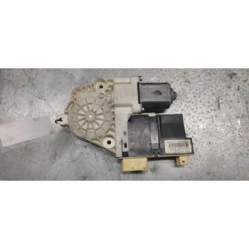 Recambio de motor elevalunas delantero derecho para peugeot 307 berlina (s2) x-line referencia OEM IAM 996388103  