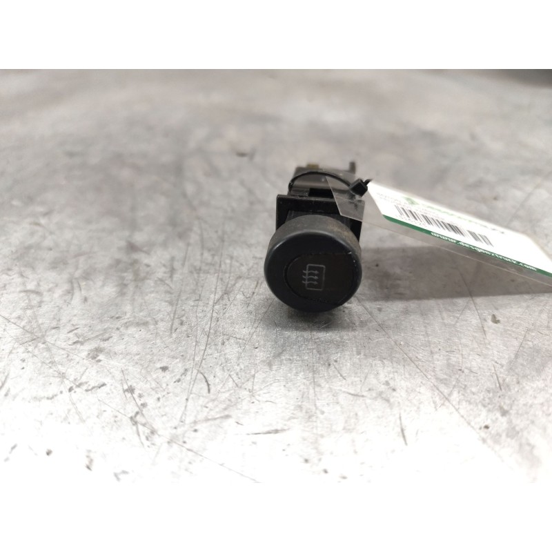 Recambio de boton antivaho para peugeot partner (s1) combispace referencia OEM IAM 3