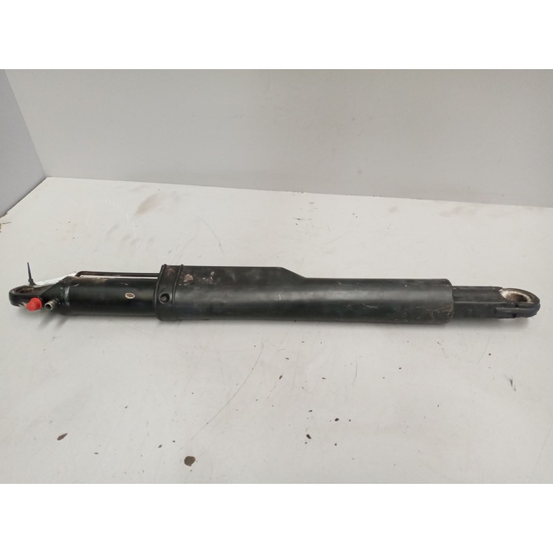 Recambio de brazo elevacion cabina para renault premium distribution 7.2 diesel referencia OEM IAM 5010316793 - Blanco 2