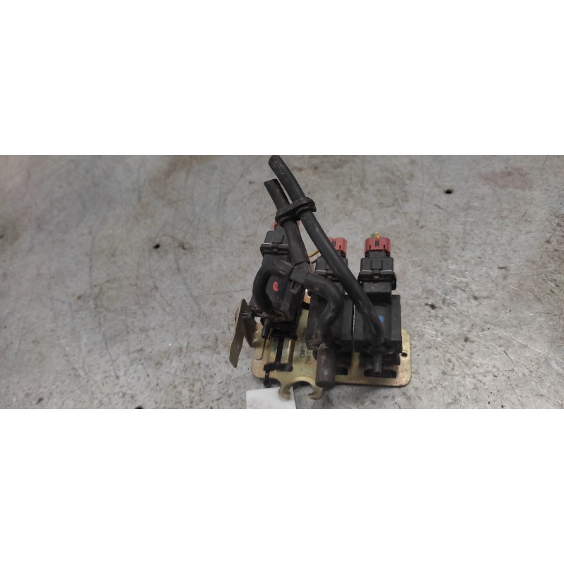 Recambio de valvula aire adicional para nissan terrano/terrano.ii (r20) avenue referencia OEM IAM 72841600 - Blanco 2