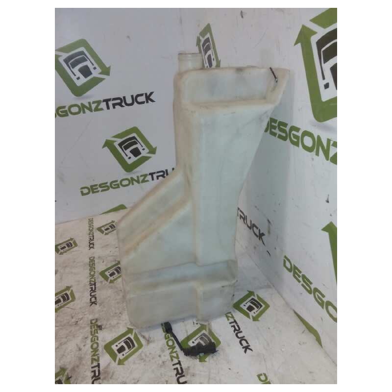 Recambio de deposito limpia para iveco trucks stralis ad 190s31 referencia OEM IAM 504072999 2