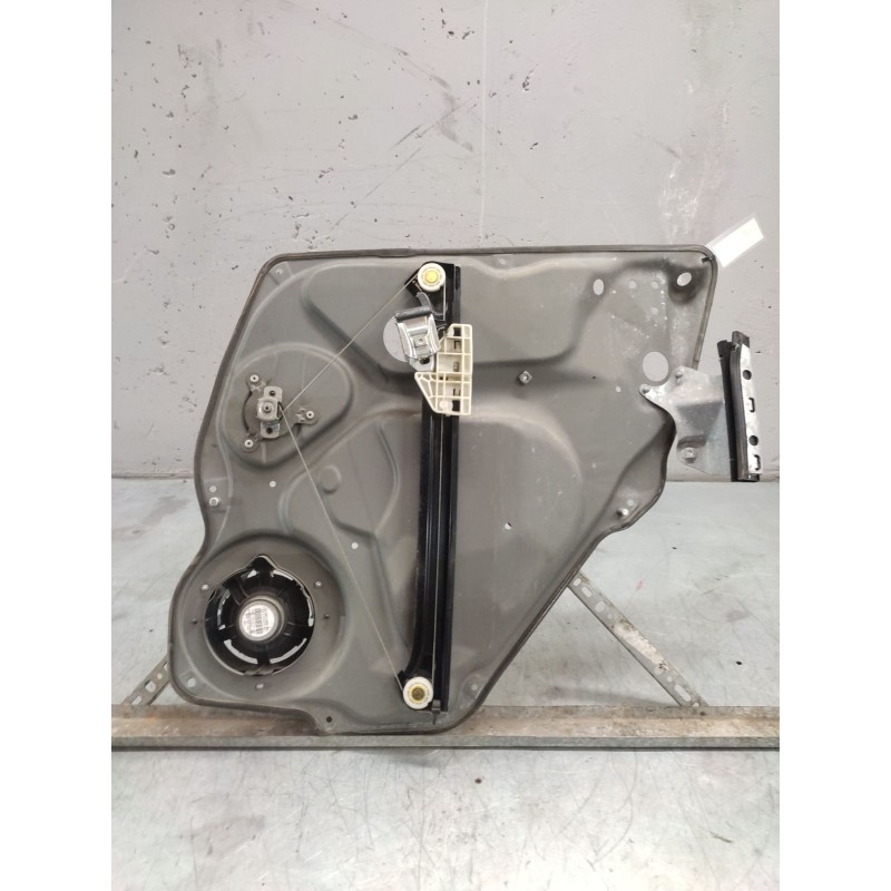 Recambio de elevalunas trasero izquierdo para mercedes-benz clase a (w169) a 170 (169.032) referencia OEM IAM A1697300179  MANUA 2