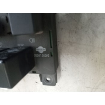 Recambio de caja reles / fusibles para nissan trucks atleon 140 referencia OEM IAM 24310LA300  
