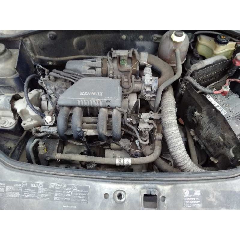 RENAULT CLIO II FASE I (B/CBO)