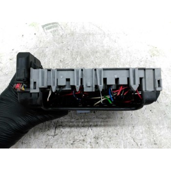 Recambio de caja reles / fusibles para opel zafira a blue line referencia OEM IAM 6238019  