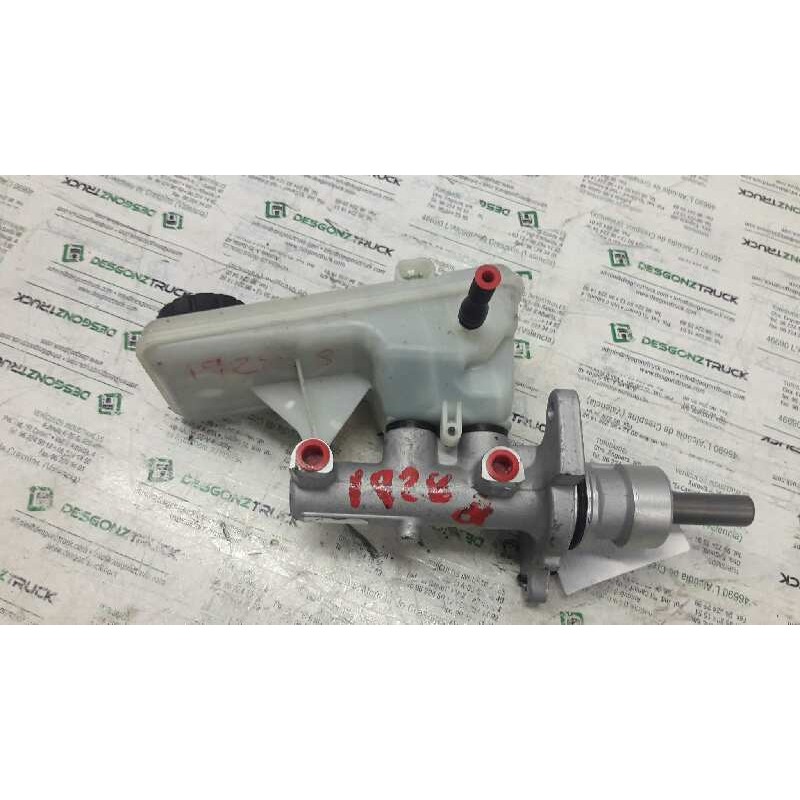 Recambio de bomba freno para nissan primastar (x83) avantour 7 asientos, batalla corta 2,76t referencia OEM IAM - Blanco 2