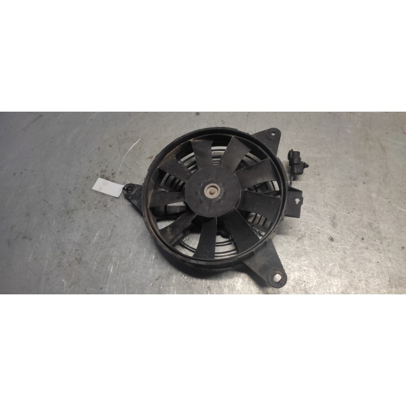 Recambio de electroventilador para kia sportage td (5-ptas.) referencia OEM IAM   2 CABLES - Verde 2