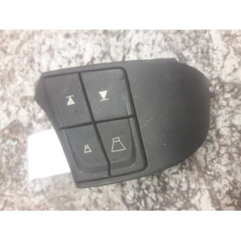 Recambio de mando volante para volvo c30 d5 r-design referencia OEM IAM 30739641 4/3 PINS 