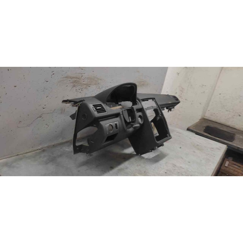 Recambio de salpicadero para mercedes-benz clase a (w169) a 170 (169.032) referencia OEM IAM 2