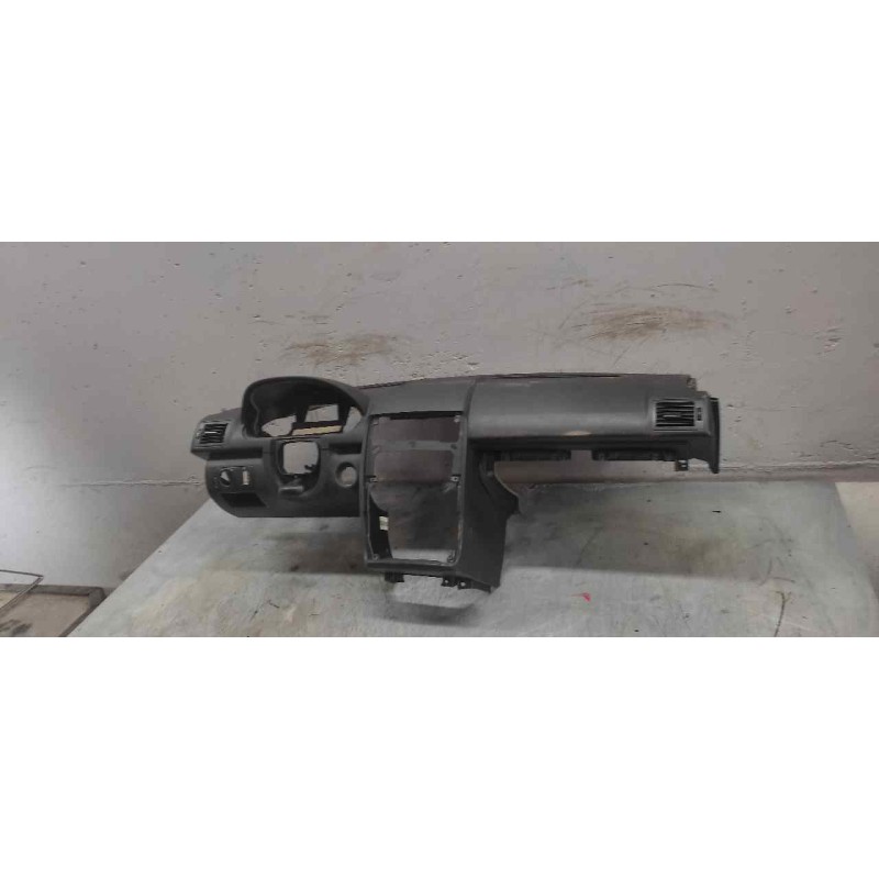 Recambio de salpicadero para mercedes-benz clase a (w169) a 170 (169.032) referencia OEM IAM 4