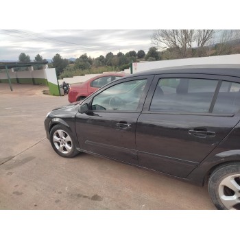 opel astra h berlina del año 2005