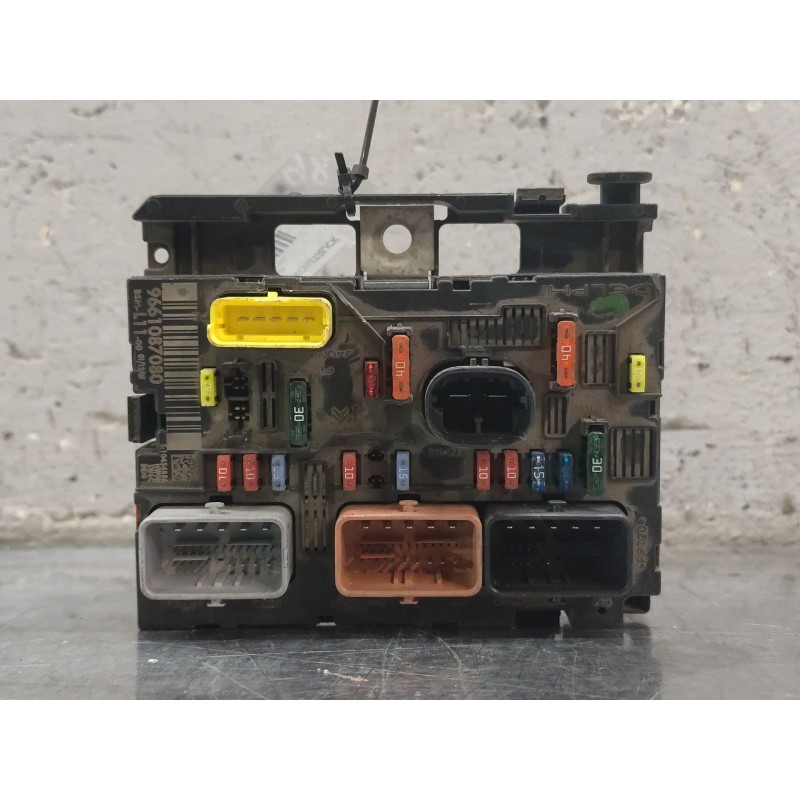 Recambio de caja reles / fusibles para peugeot 307 berlina (s2) xs referencia OEM IAM 9661087080 BSM 