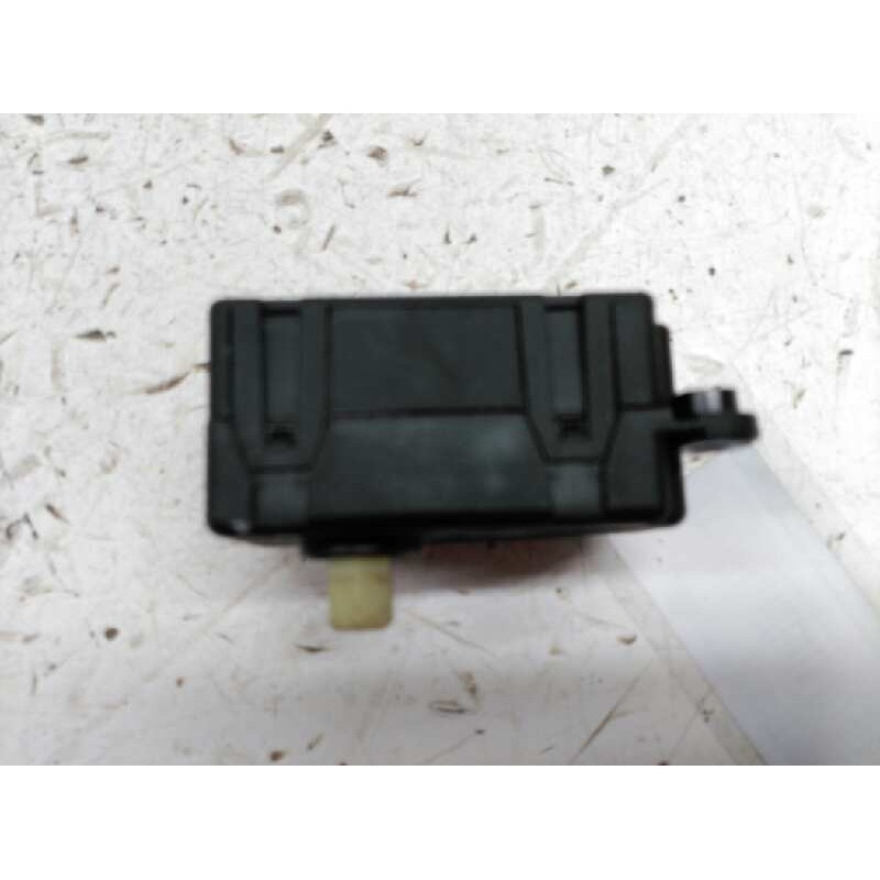 Recambio de motor regulador climatizacion para peugeot 307 (s1) xr clim plus referencia OEM IAM - Blanco 3
