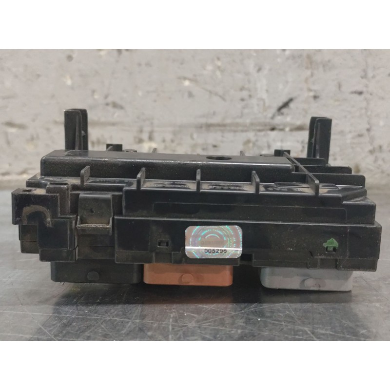 Recambio de caja reles / fusibles para peugeot 307 berlina (s2) xs referencia OEM IAM 9661087080 BSM - Negro 3