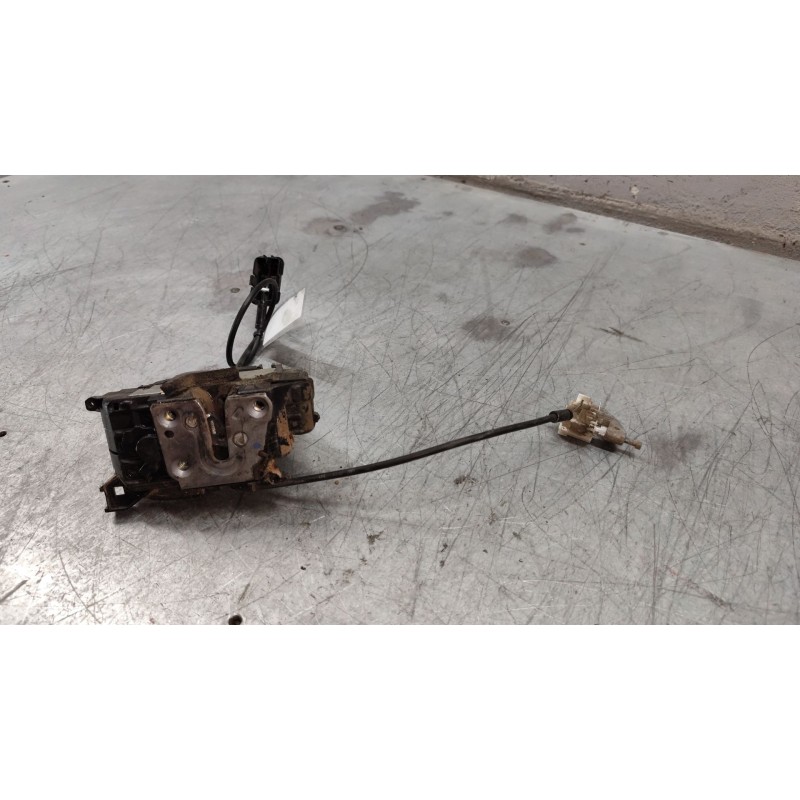 Recambio de cerradura puerta delantera derecha para renault clio iii dynamique referencia OEM IAM   