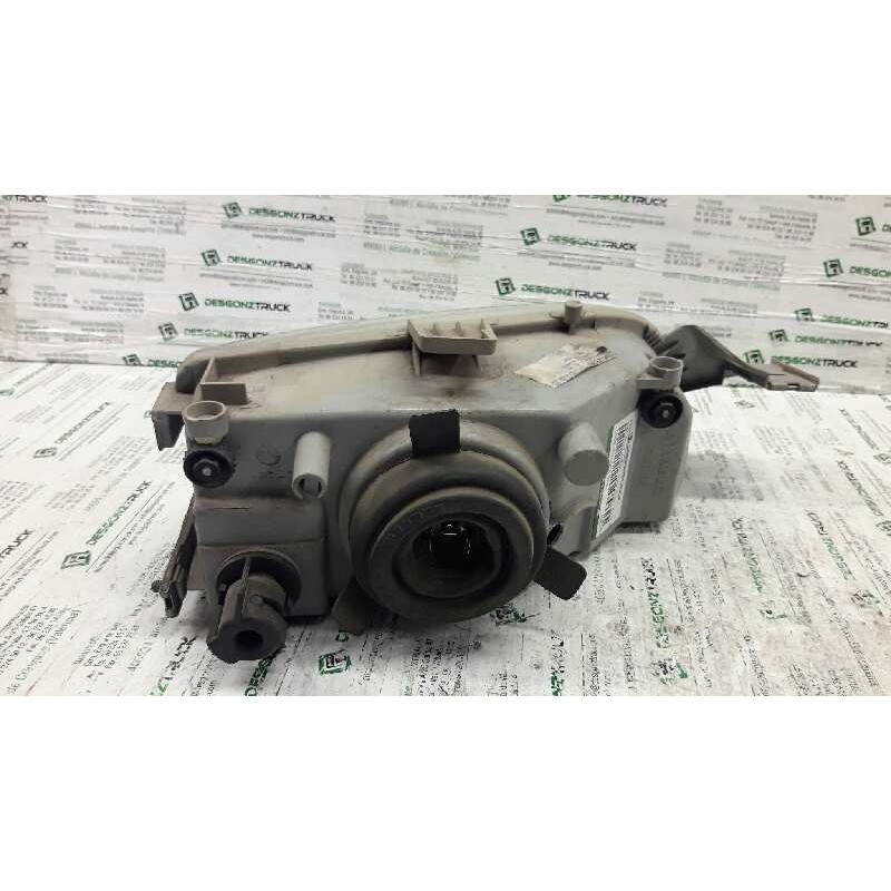 Recambio de faro derecho para fiat punto berl. (176) td sx / td 70 sx referencia OEM IAM 46402650 2