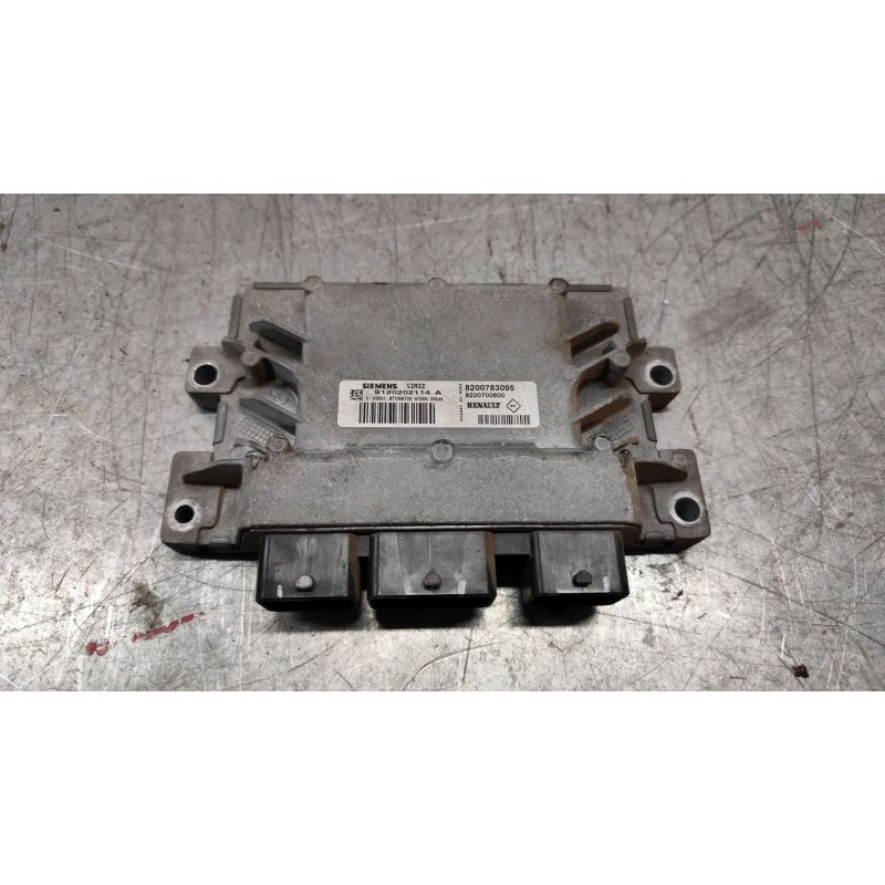 Recambio de centralita motor uce para renault clio iii dynamique referencia OEM IAM 8200783095  8200700600