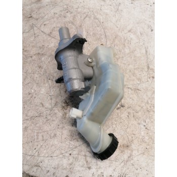 Recambio de bomba freno para ford fiesta (cbk) ambiente referencia OEM IAM 03350884931  