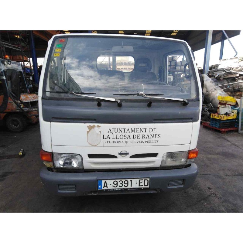 NISSAN CABSTAR 01.04 