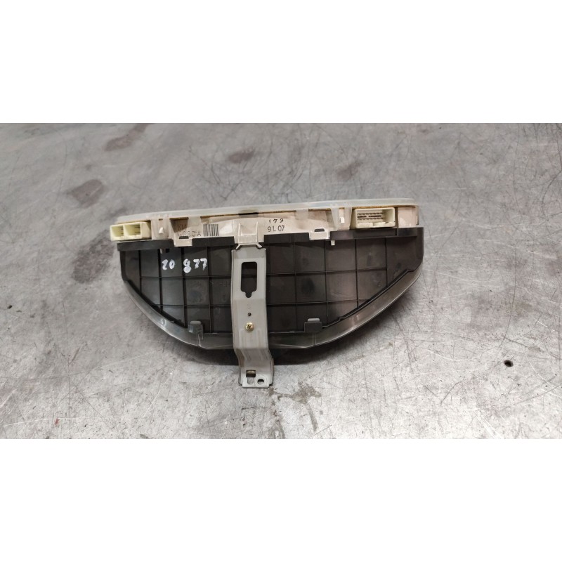 Recambio de cuadro instrumentos para mazda 626 berlina (gf) 2.0 ditd ac referencia OEM IAM KMGG3CA - Negro 4