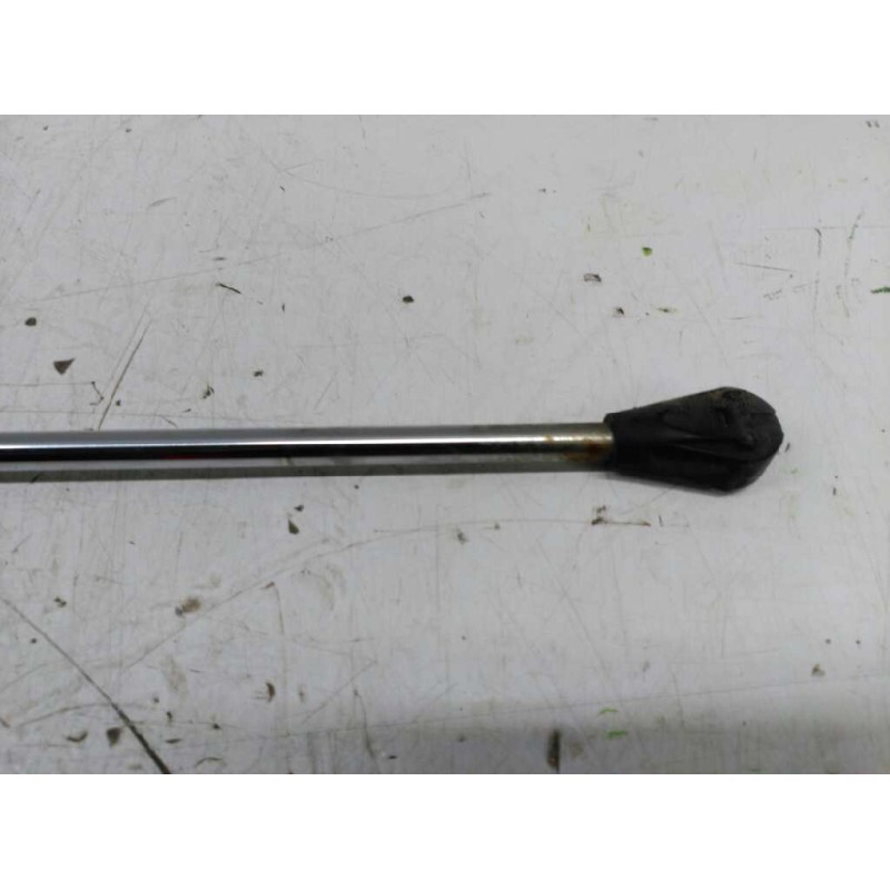 Recambio de amortiguadores maletero / porton para renault 5 (b/c40) gtl (b/c 402, c 407) referencia OEM IAM 2