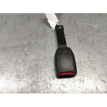 Recambio de enganche de cinturon delantero derecho para nissan almera (n15) gx referencia OEM IAM   