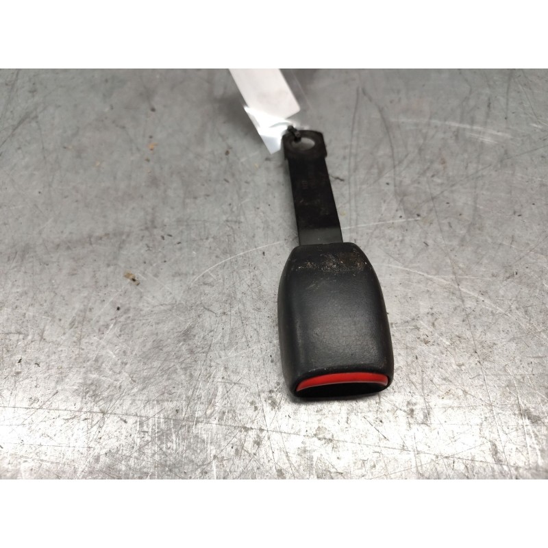 Recambio de enganche de cinturon delantero derecho para nissan almera (n15) gx referencia OEM IAM - Gris 2