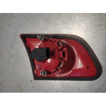 Recambio de piloto trasero derecho interior para volkswagen passat variant (3c5) advance referencia OEM IAM 27448002  