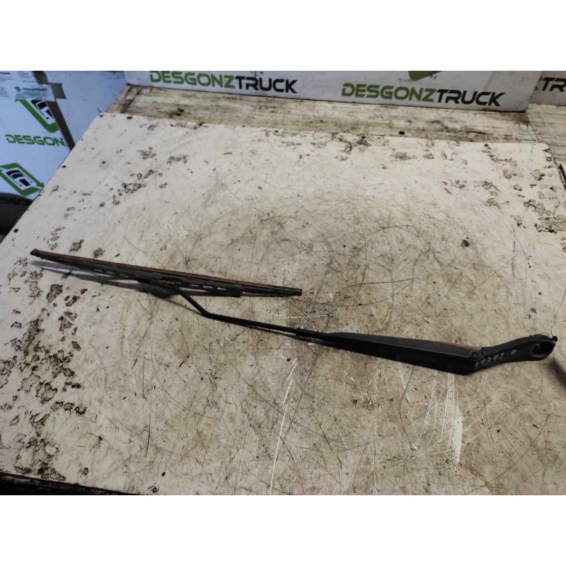 Recambio de brazo limpia delantero derecho para nissan micra (k12e) acenta referencia OEM IAM   