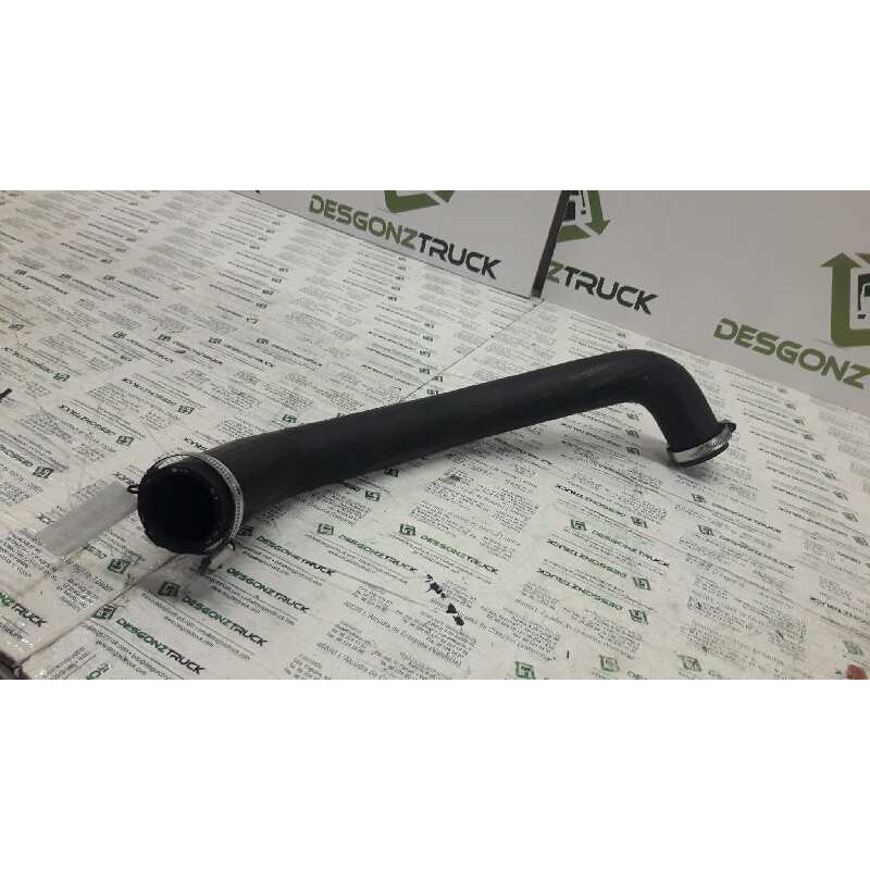 Recambio de tubo para nissan primastar (x83) avantour 7 asientos, batalla corta 2,76t referencia OEM IAM  INTERCOOLER - Blanco