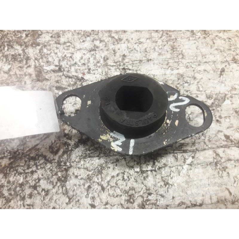 Recambio de soporte motor izquierdo para renault megane i classic (la0) 1.9 d europa referencia OEM IAM 7700788318C