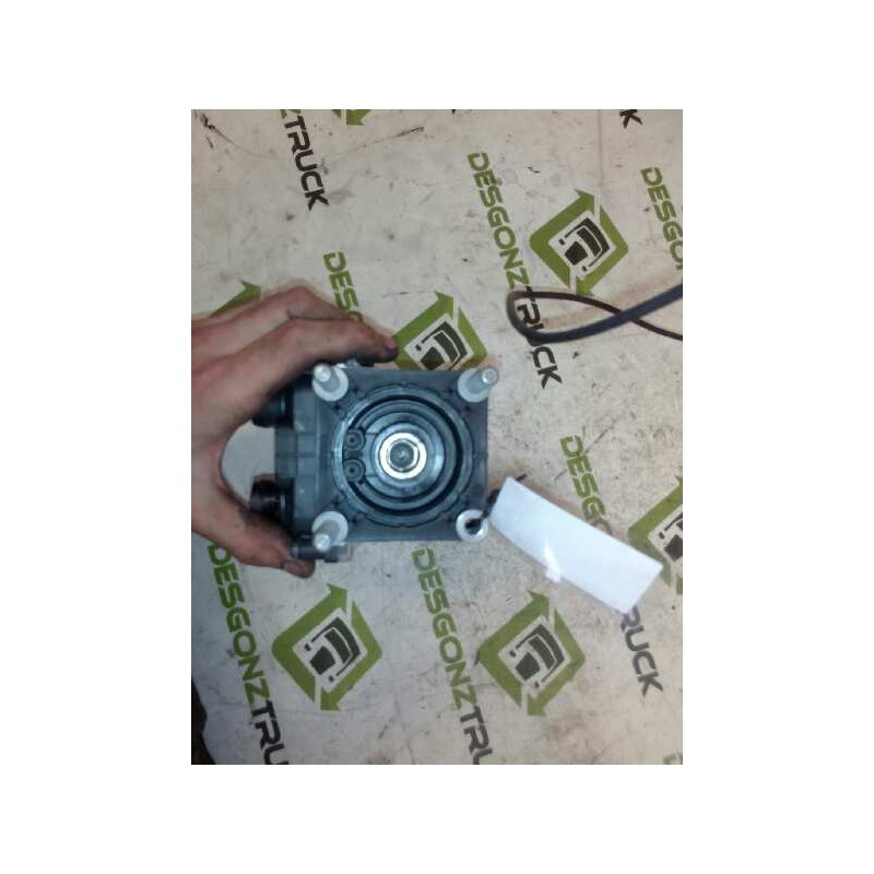 Recambio de valvula aire para daf serie xf105.460 fsa 4x2 super-space-cab referencia OEM IAM 4800030040 1677510 VALVULA TRANSMIS - Blanco 2