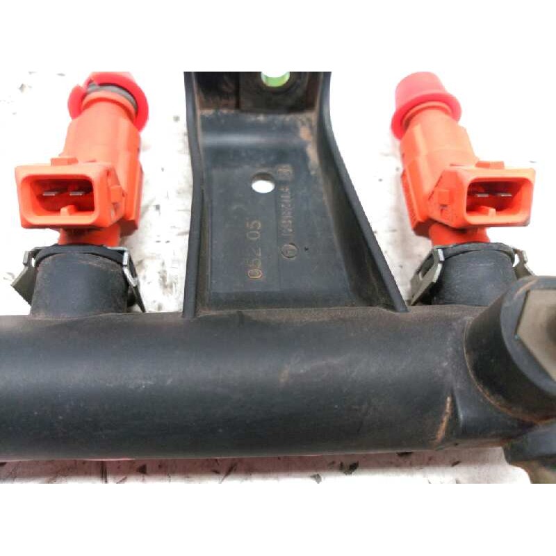 Recambio de rampa inyectora para peugeot 307 (s1) xr clim plus referencia OEM IAM 9650764780 - Blanco 2