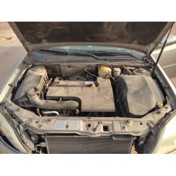 opel vectra c berlina del año 2003