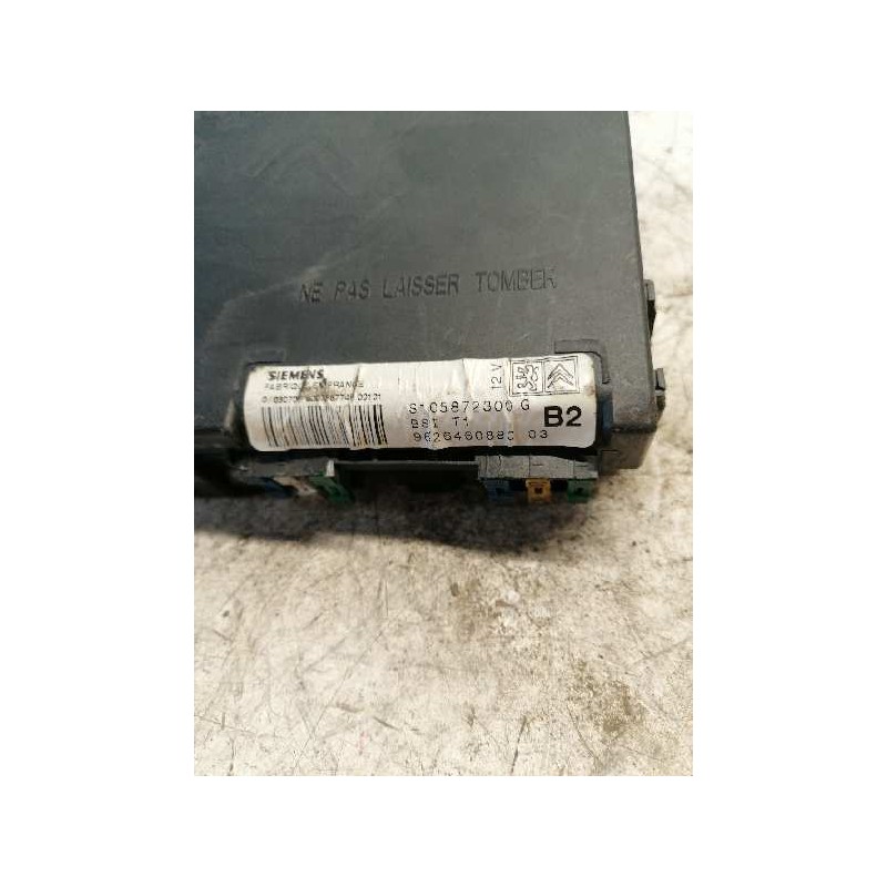 Recambio de caja reles / fusibles para peugeot 206 berlina 1.9 diesel referencia OEM IAM 9626460880 S105872300G BSI 3