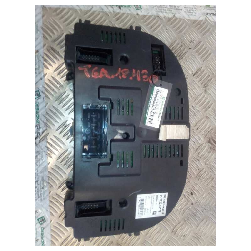 Recambio de cuadro instrumentos para man tg - a 18.480 fg / bb (e3/e4) l referencia OEM IAM 81272026176 3