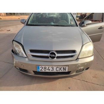 opel vectra c berlina del año 2003