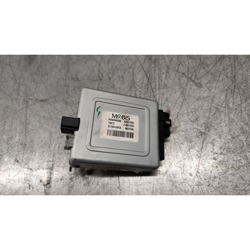 Recambio de modulo electronico para kia cee´d sporty wagon drive referencia OEM IAM A256399500  