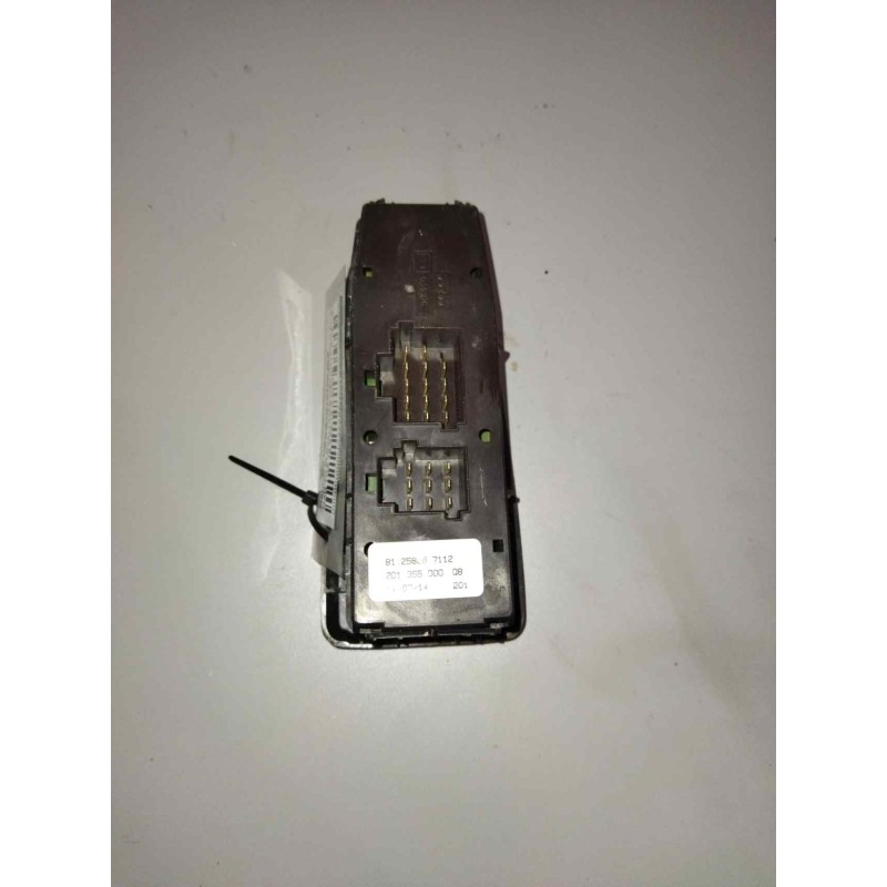 Recambio de mando elevalunas delantero derecho para man tgx 18.480 12.4 diesel referencia OEM IAM 81258067112 - Azul 2