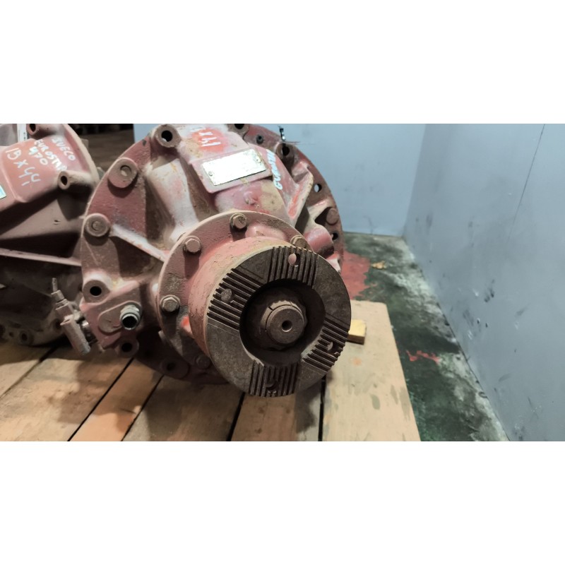 Recambio de grupo para iveco eurostar (ld) fsa  (ld 440 e 38 4x2) gran espacio referencia OEM IAM 180E A963200U1399307 RATIO:1/3 4