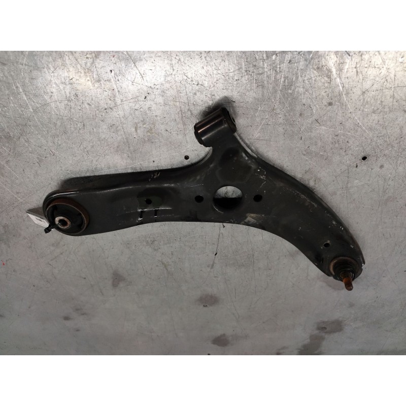 Recambio de brazo suspension inferior delantero derecho para hyundai i20 city s referencia OEM IAM - Gris 3