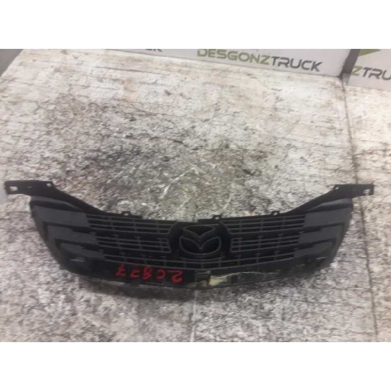 Recambio de rejilla delantera central para mazda 626 berlina (gf) 2.0 ditd ac referencia OEM IAM - Negro 2