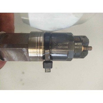 Recambio de inyector para man tgx 18.xxx fg / 4x2 bl xl referencia OEM IAM 51101006180 3SH5A7A8SA 