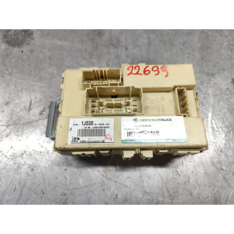 Recambio de caja reles / fusibles para hyundai i20 city s referencia OEM IAM 919511J030 - Gris 2