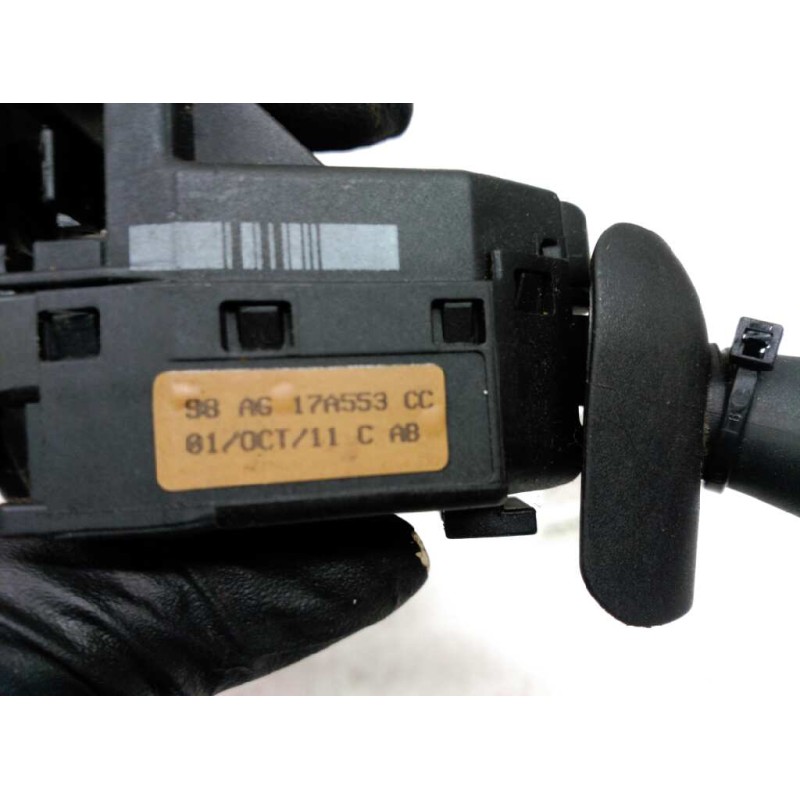 Recambio de mando limpia para ford focus berlina (cak) ghia referencia OEM IAM 1097541 - Negro 3