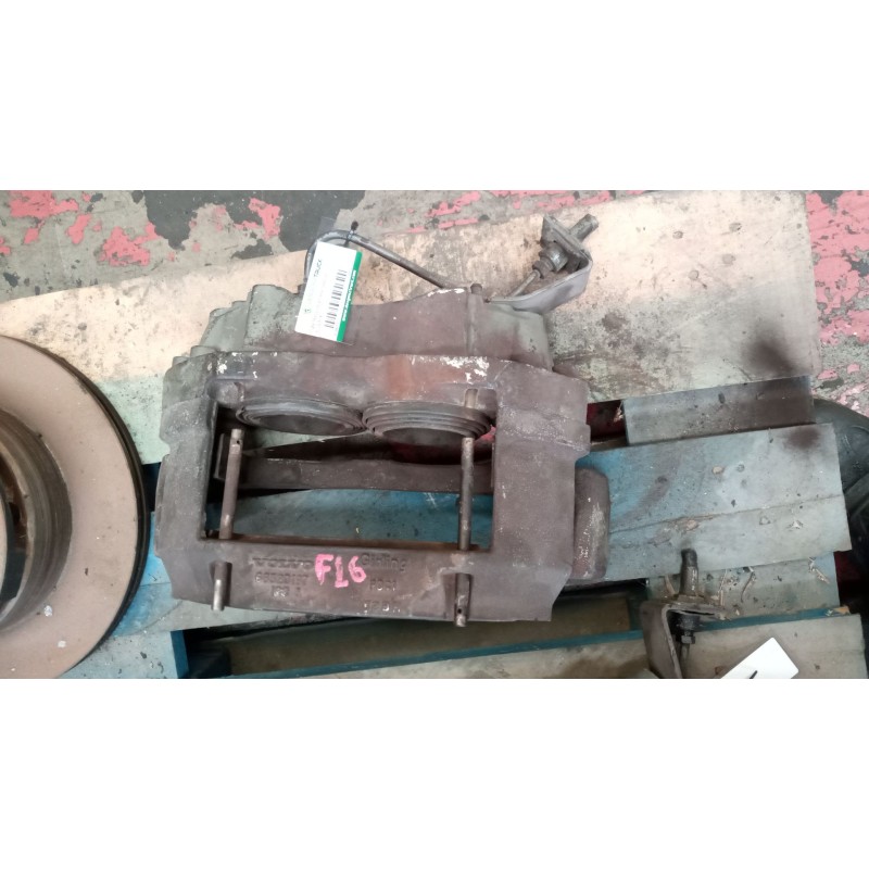 Recambio de pinza freno delantera derecha para volvo fl 6 fl6 18 (230cv) referencia OEM IAM 68320197  38320200